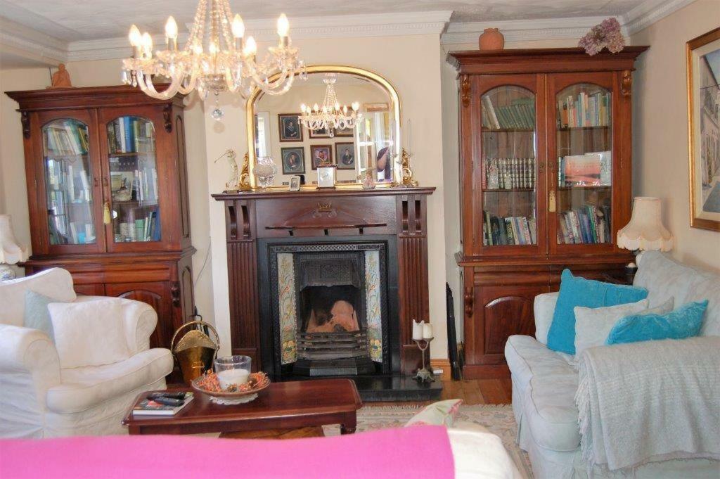 Bed and Breakfast Teach An Easard à Clifden Extérieur photo